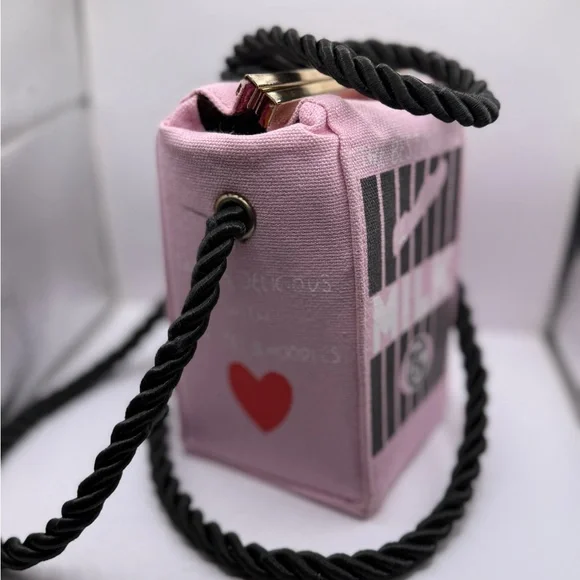 Retro 3D milk cartoon purse very unique mini bag. - Picture 7 of 7